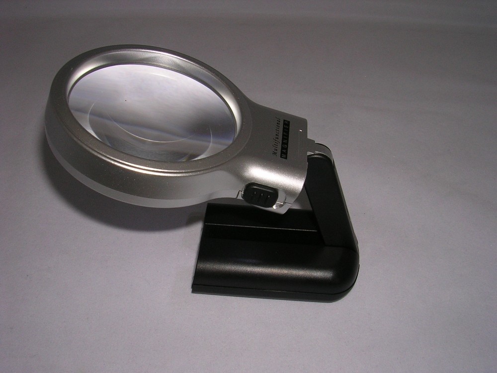TH-7006B with 10 led high light folding also hanlding with your hand magnifier